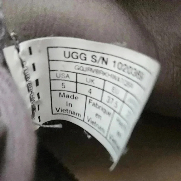 UGG Neumal GREY SUEDE HIGH TOP Unisex  SHOES SIZE US 5 S/N 1020369 - Picture 9 of 9